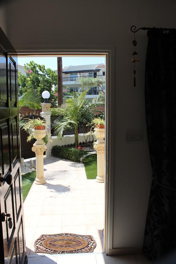 Ivoton Home Paphos Exterior foto